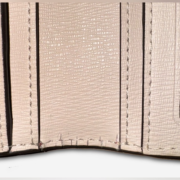 KATE SPADE Bifold Wallet | Style: Roulette Slim | Color: Coral Pink - Picture 8 of 13